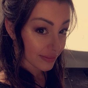 Meet your Posher, Stefani